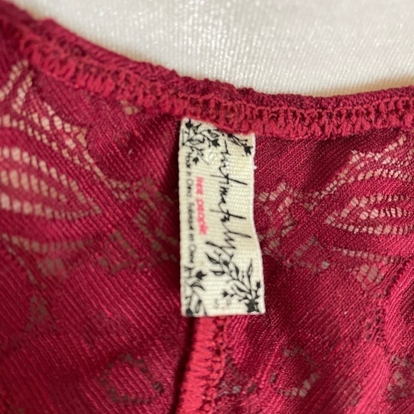 Intimately Free People Gallon racerback burgundy lace bralette size small - Picture 3 of 3